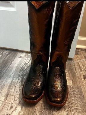 Women's Black and Brown Western Boots